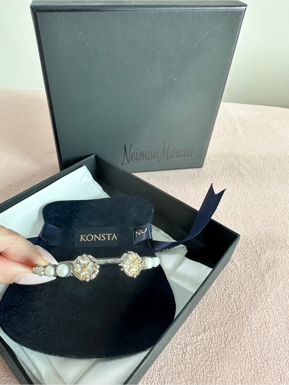 Konstantino Pearl Bracelet with Gold-Tone Filigree Accents - Picture 4 of 7